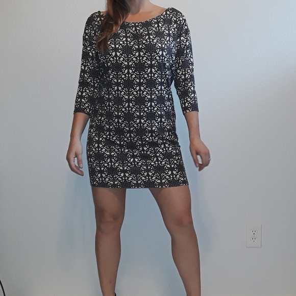 Juicy Couture gray and cream mini dress - Picture 2 of 5
